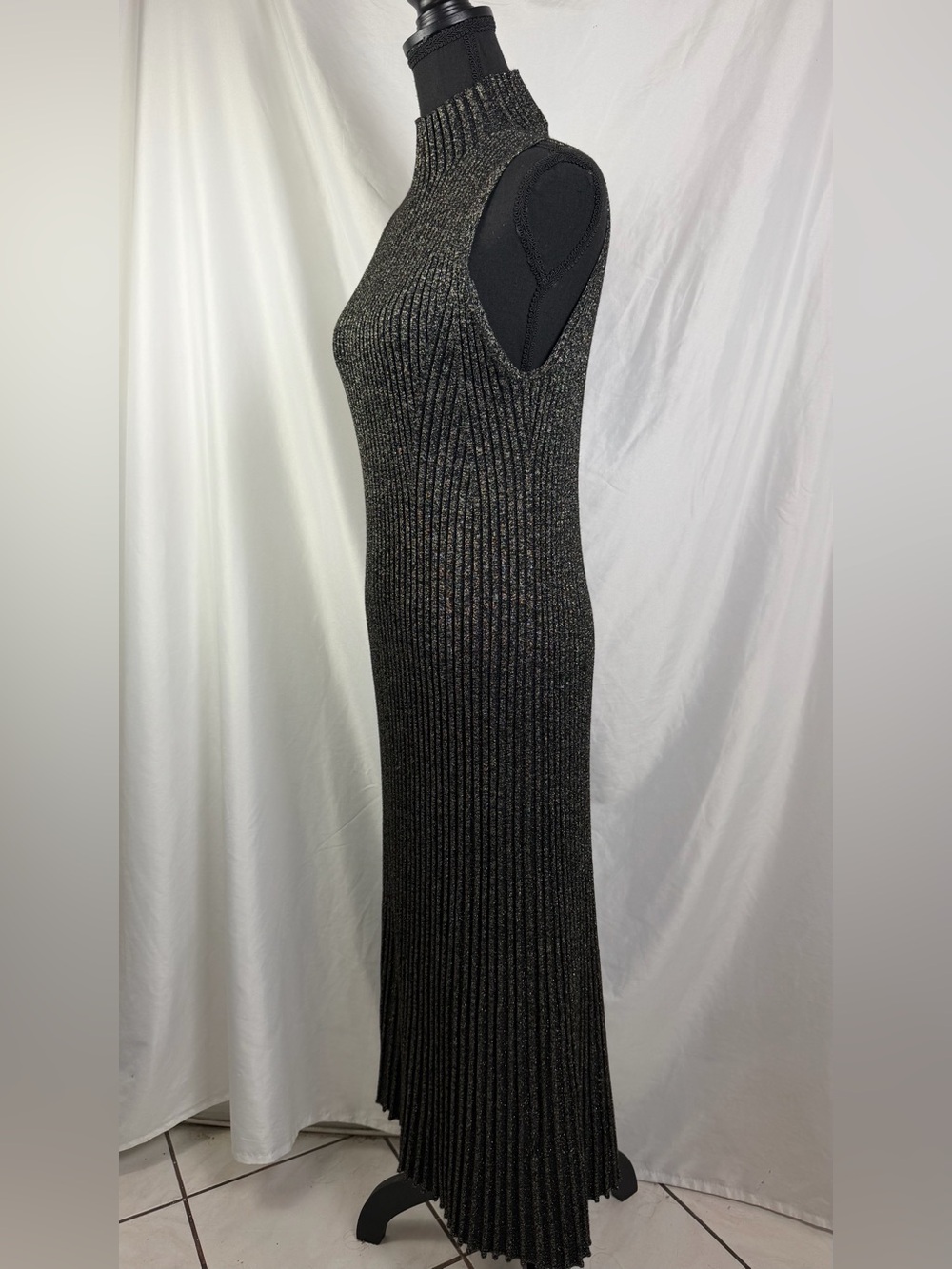 DKNY Black Metallic Ribbed Sleeveless Maxi Dress XL Shimmer Evening Glam Gown - Picture 3 of 7